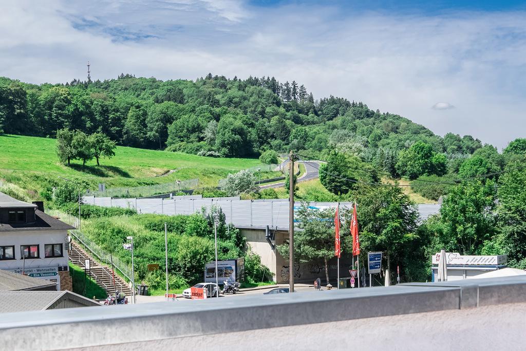 Aparthotel An Der Nordschleife 3*